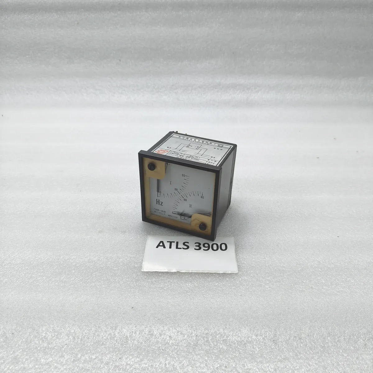 SHANGHAI YITAI F96D-HzB Double Frequency Meter 55-65Hz 460/220V