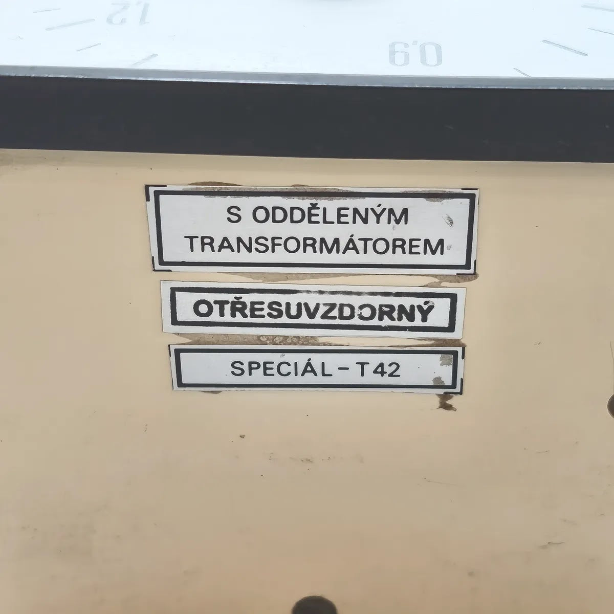 SPECIAL T42 Analogue Panel Ammeter 0-3kA 1500/5A