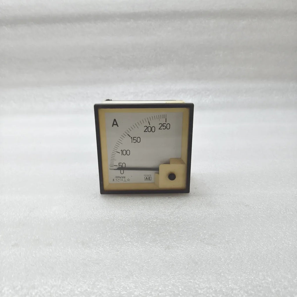 AE Analogue Panel Ammeter 0-250A 250/5A