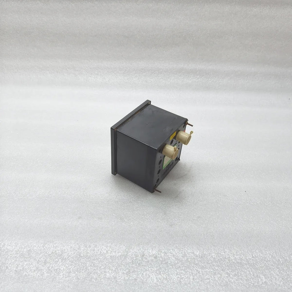 SHANGHAI YITAI F96-ACB AC Analog Panel Ammeter 1.5kA/5A 60Hz