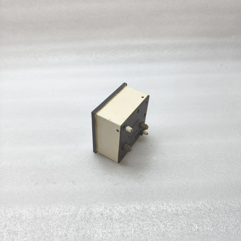MECO-V S96 Moving Iron Panel Ammeter 0-100A
