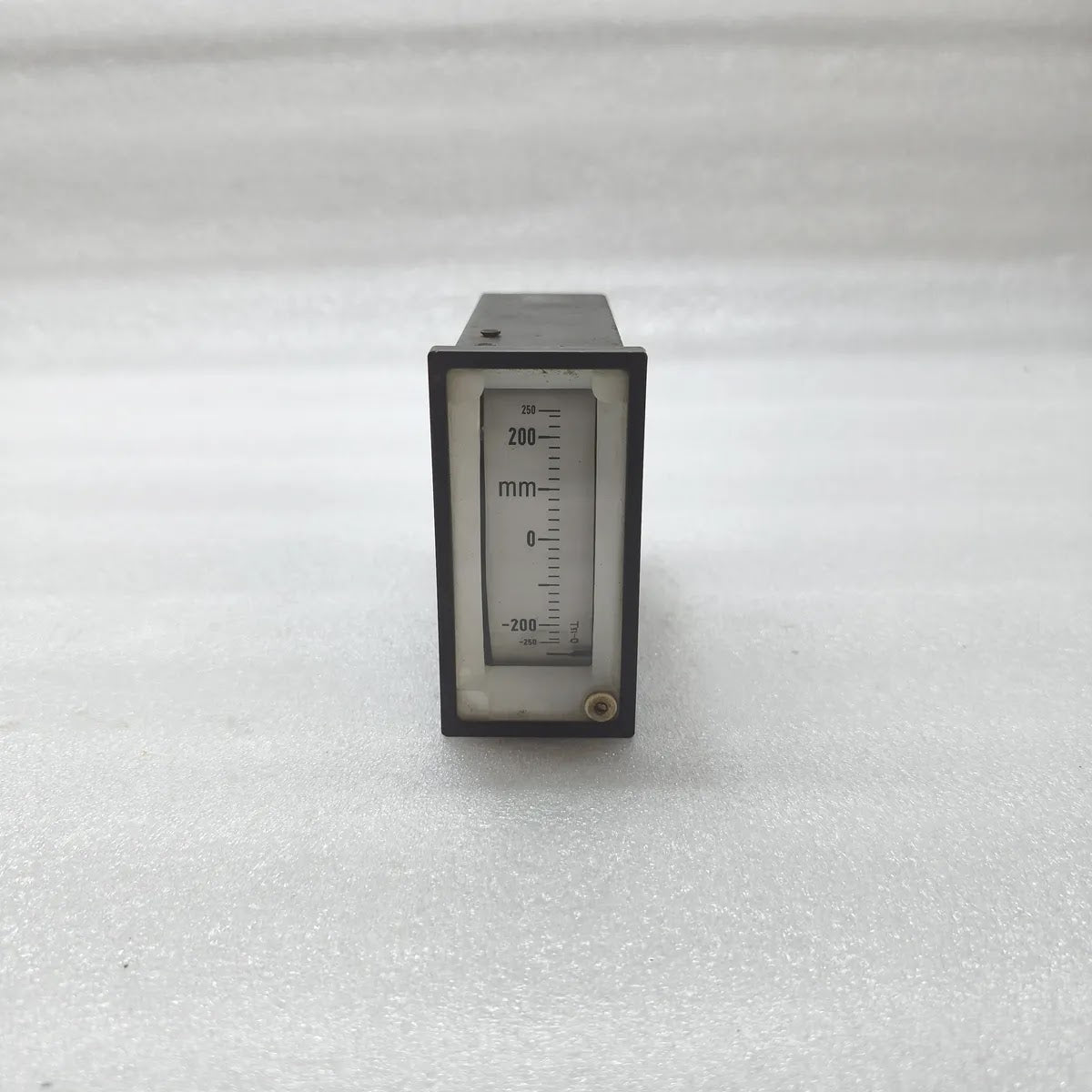 Edgewise Analogue Panel Meter -250-0-250mm Centre Zero Scale