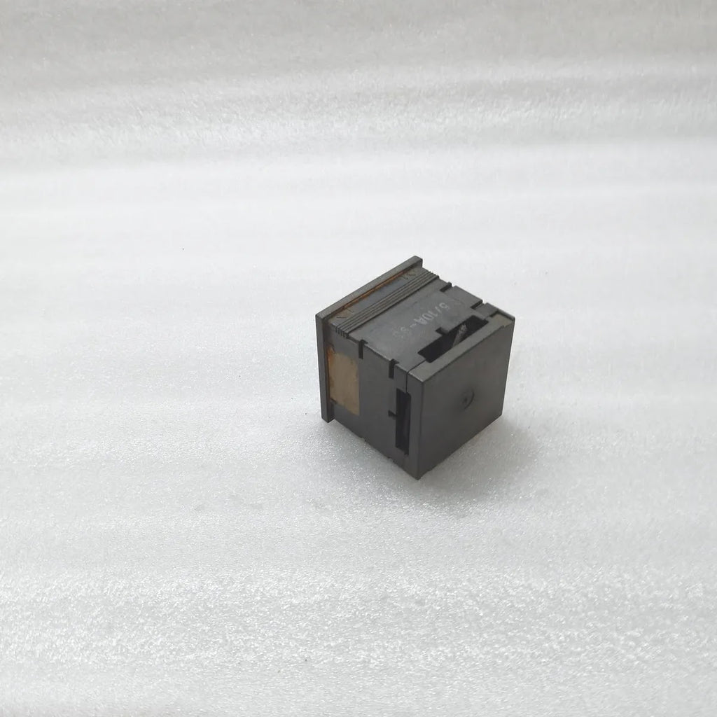 DEIF 5/10A-93 Moving Iron Panel Ammeter 0-250A 250/5A