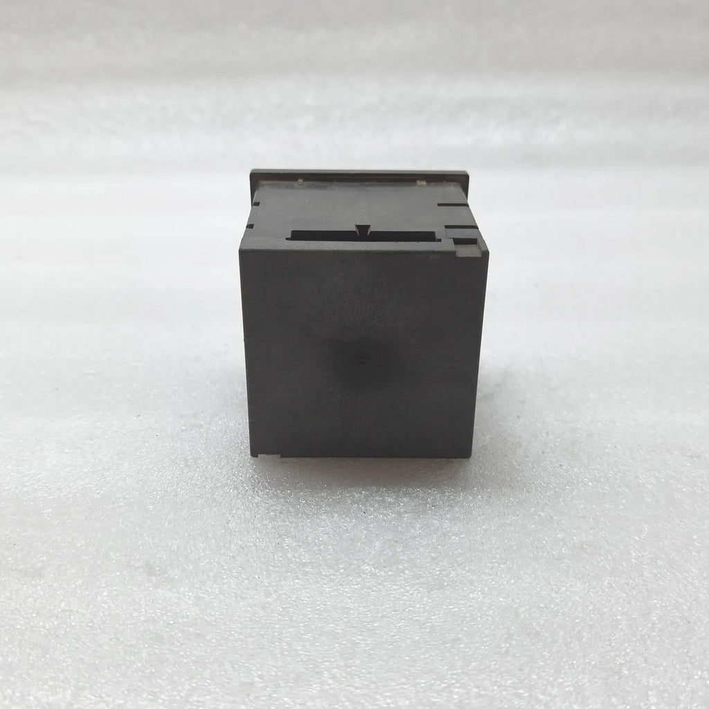 DEIF 5/10A-93 Moving Iron Panel Ammeter 0-250A 250/5A
