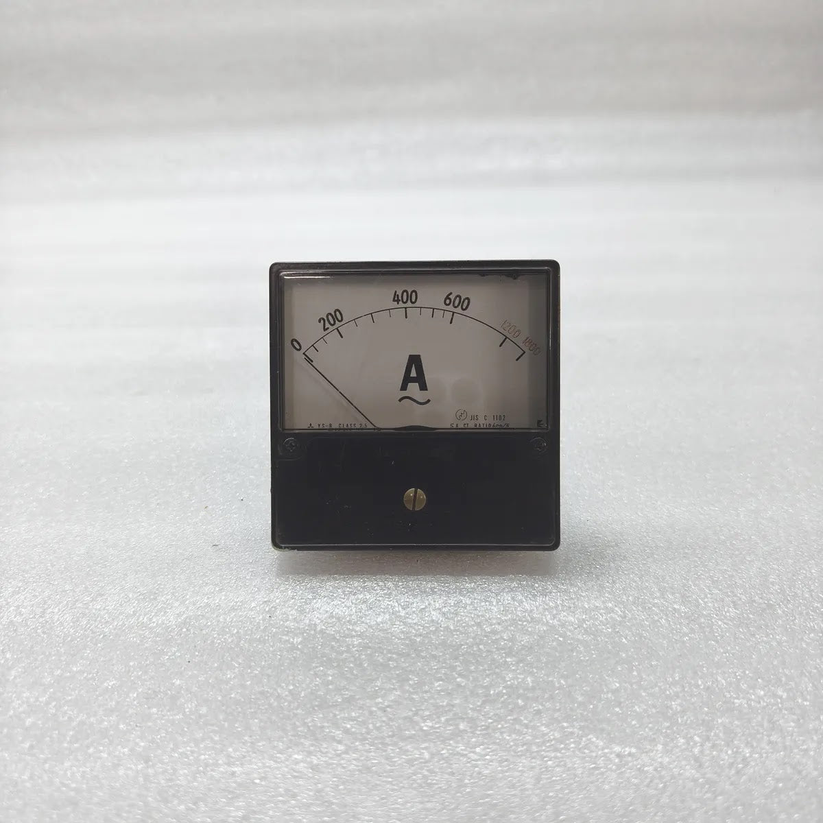 MITSUBISHI YS-8 AC Panel Ammeter 0-600/1800A CT 600/5A