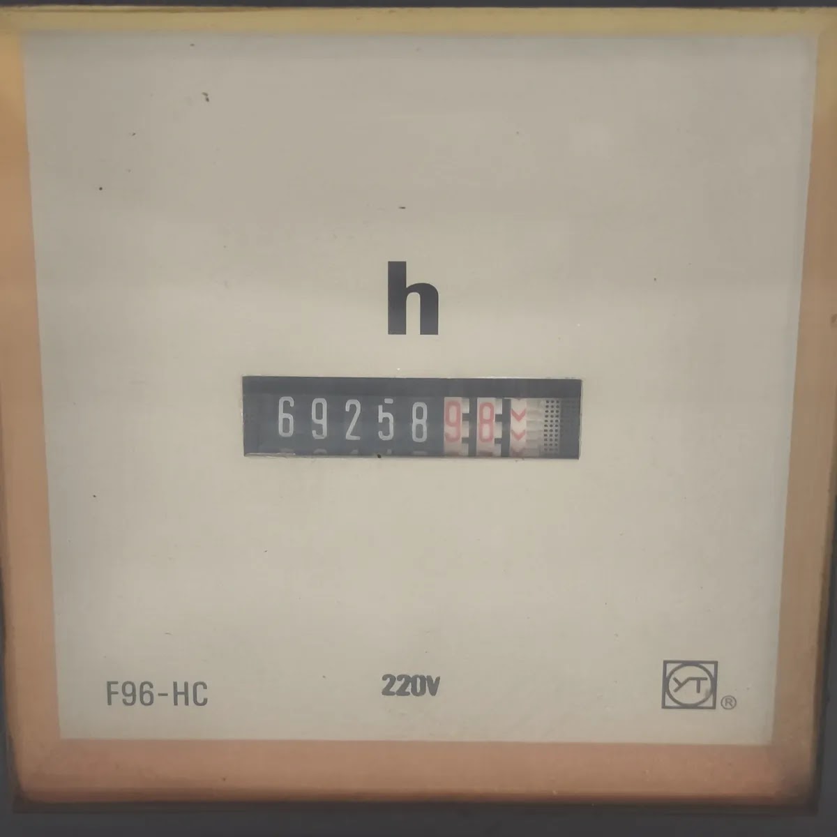 SHANGHAI YITAI F96-HC Hour Meter Counter 220V