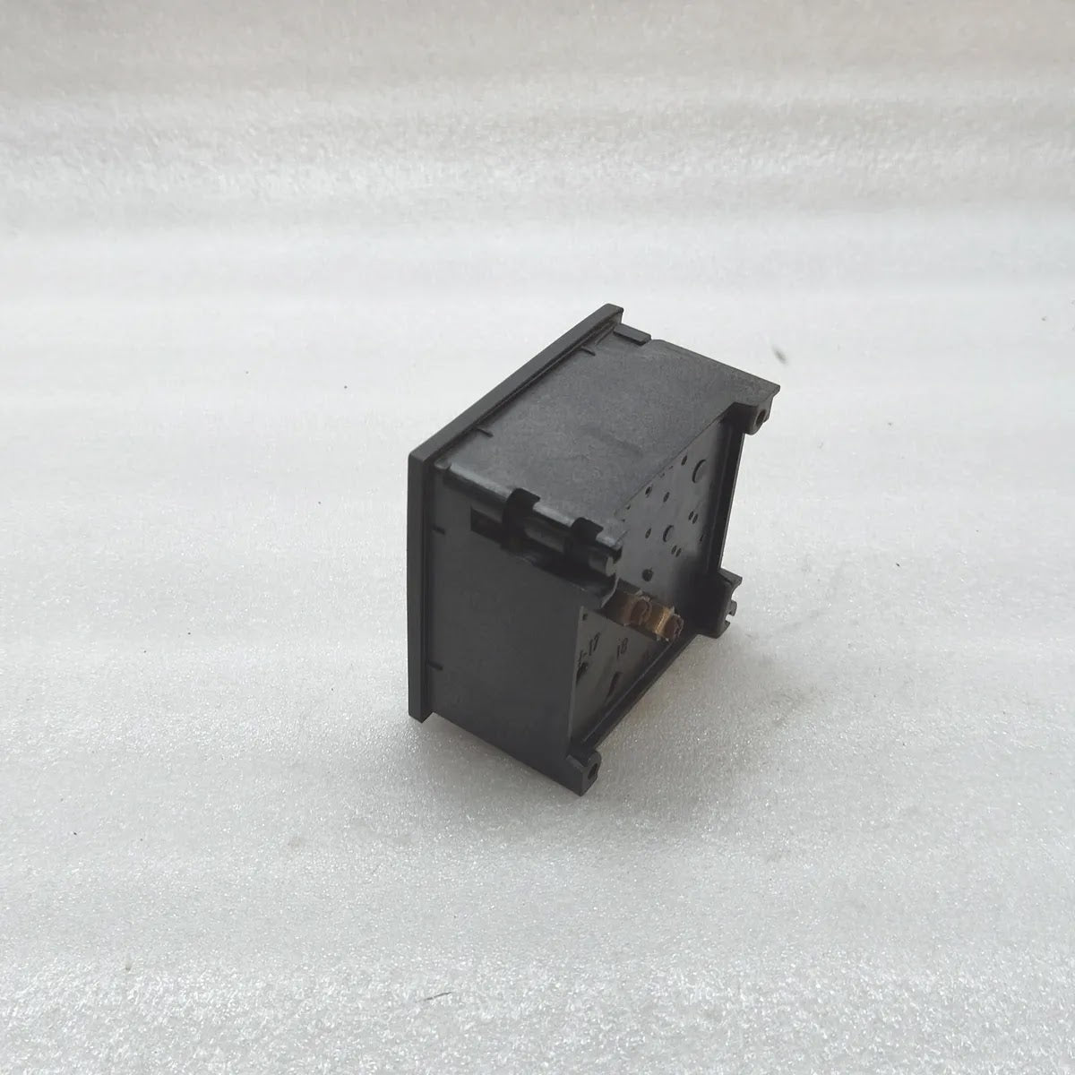 RISHABH RPM Tachometer Panel Meter 1300-0-1300rpm 10V