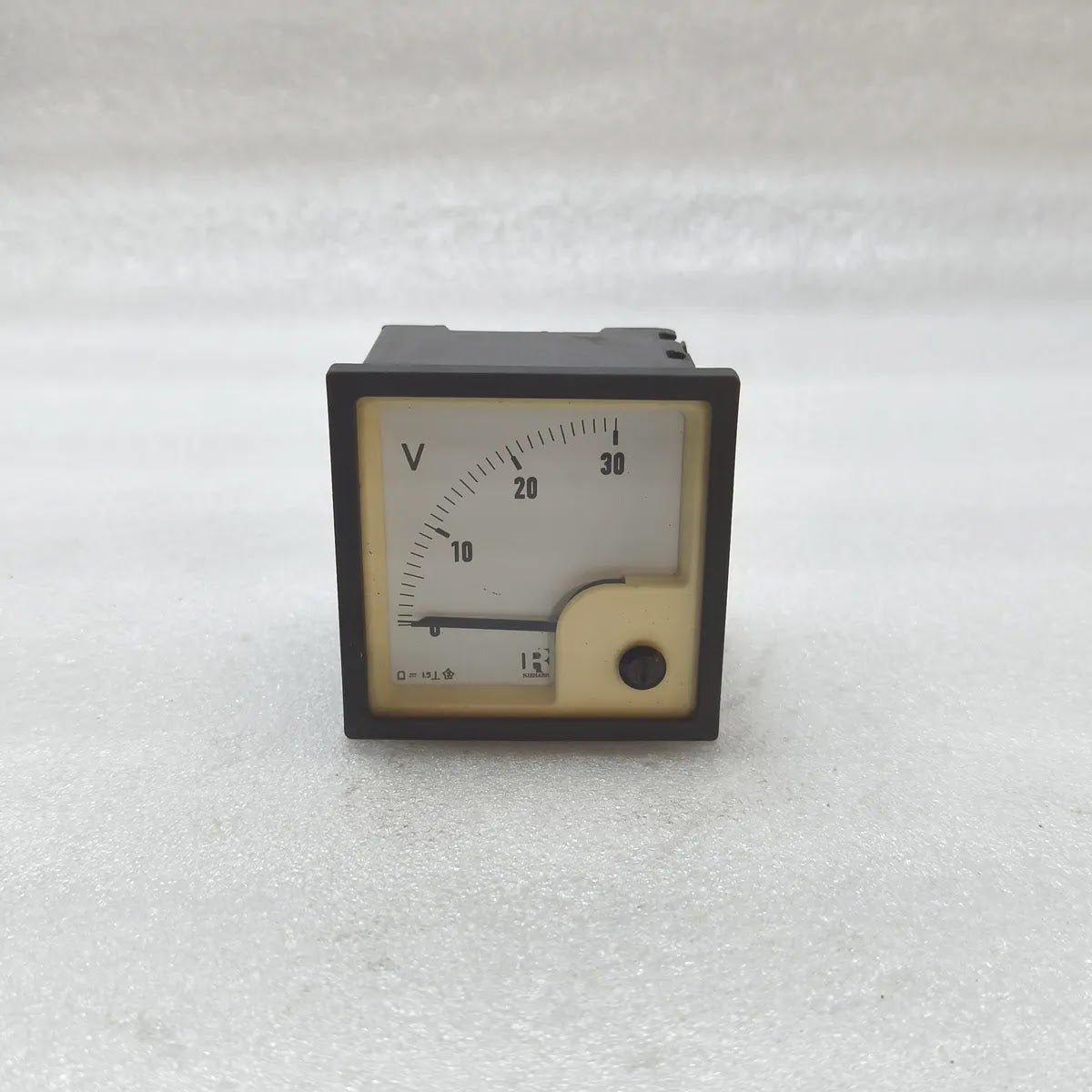 RISHABH PQ72 Analogue Panel Voltmeter DC 0-30V
