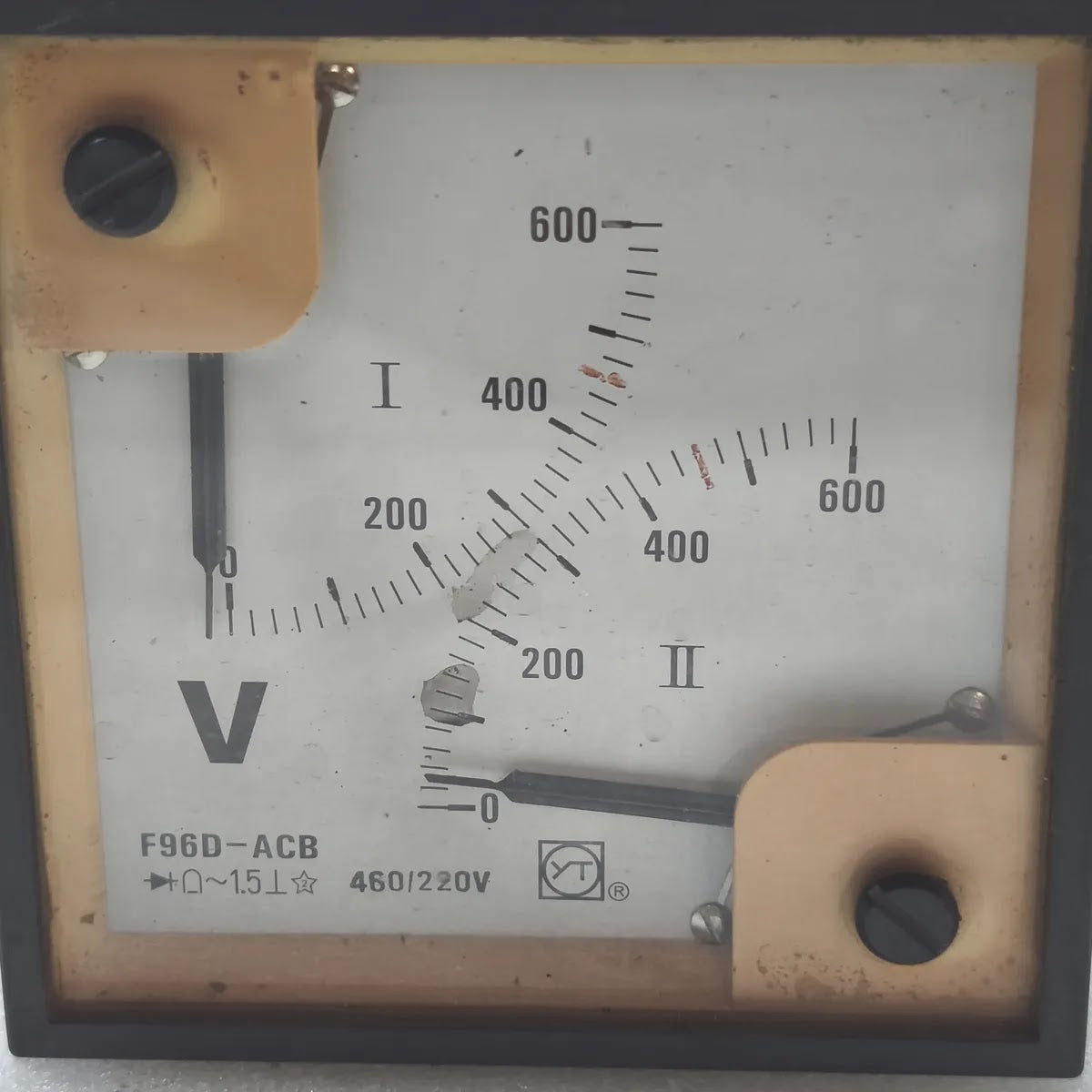 YITAI F96D-ACB Double Panel Voltmeter 0-600V AC