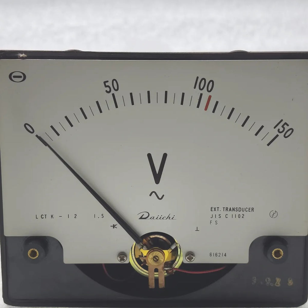 DAIICHI LCTK-12 Analog Panel Voltmeter 0-150V AC
