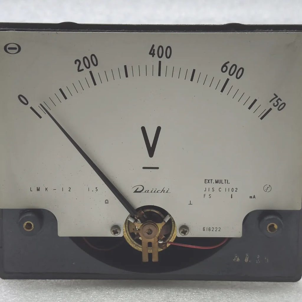 DAIICHI LMK-12 DC Panel Voltmeter 0-750V