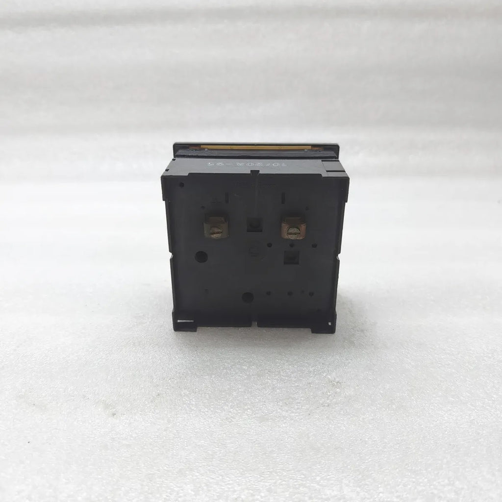 DEIF 10/20A-95 Moving Iron Panel Ammeter 0-10A AC
