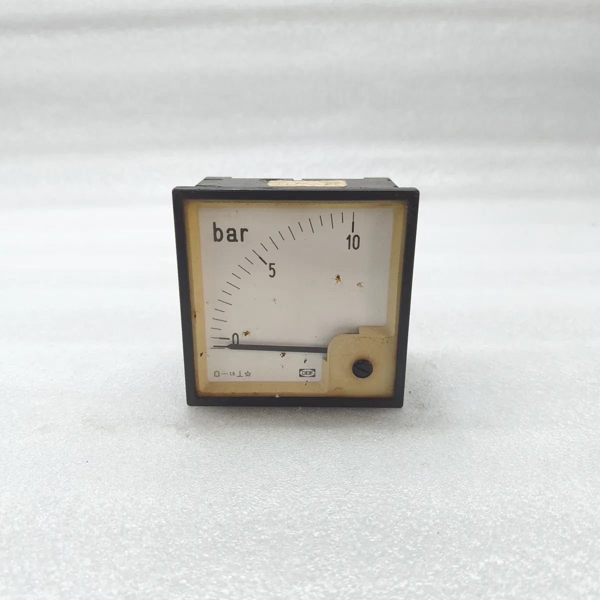 DEIF Analogue Pressure Panel Meter 0-10 bar