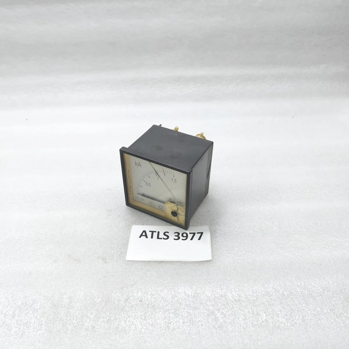SHANGHAI YITAI F96-ACB Analog AC Ammeter 1.5kA/5A 60Hz