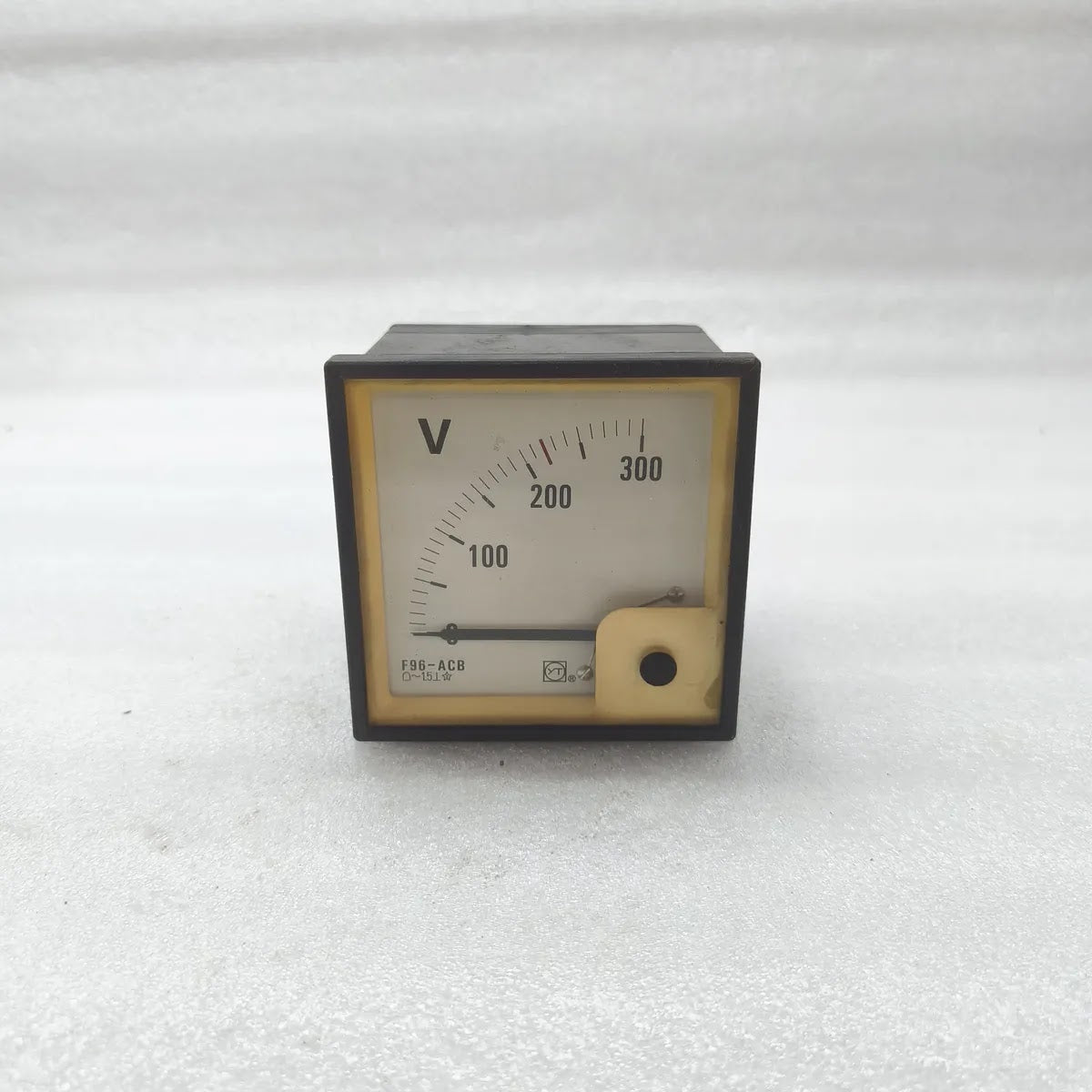 Shanghai Yitai F96-ACB Marine AC Voltmeter 0-300V 96x96 Switchboard Panel