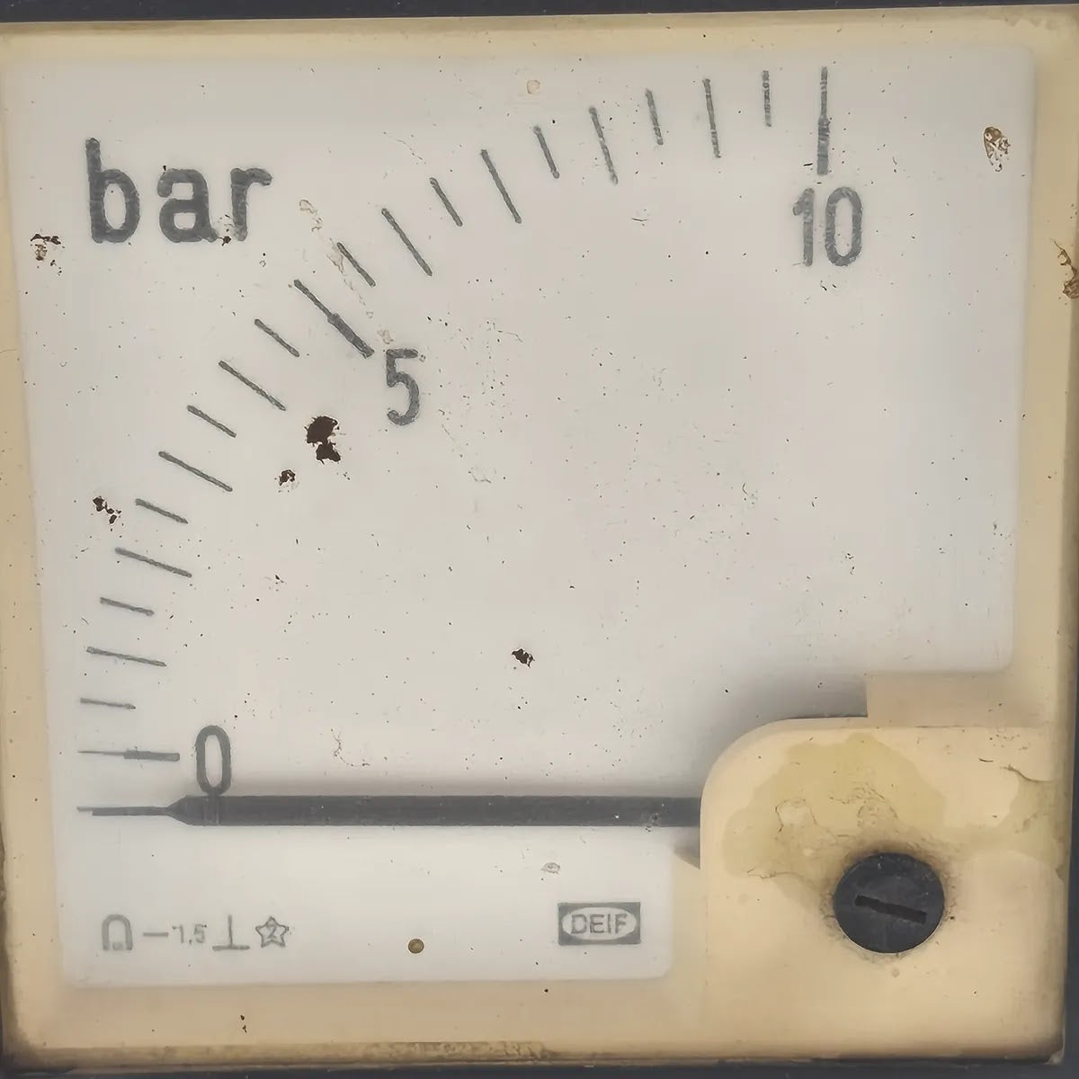 DEIF Pressure Panel Meter 0-10 bar