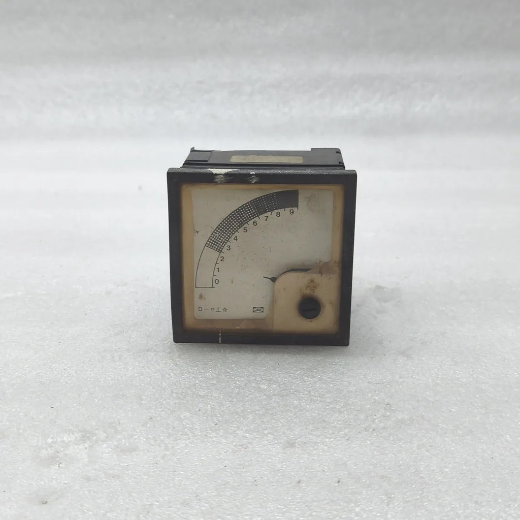 DEIF Quadratic Analogue DC Panel Meter 0-9 Scale Class 1.5