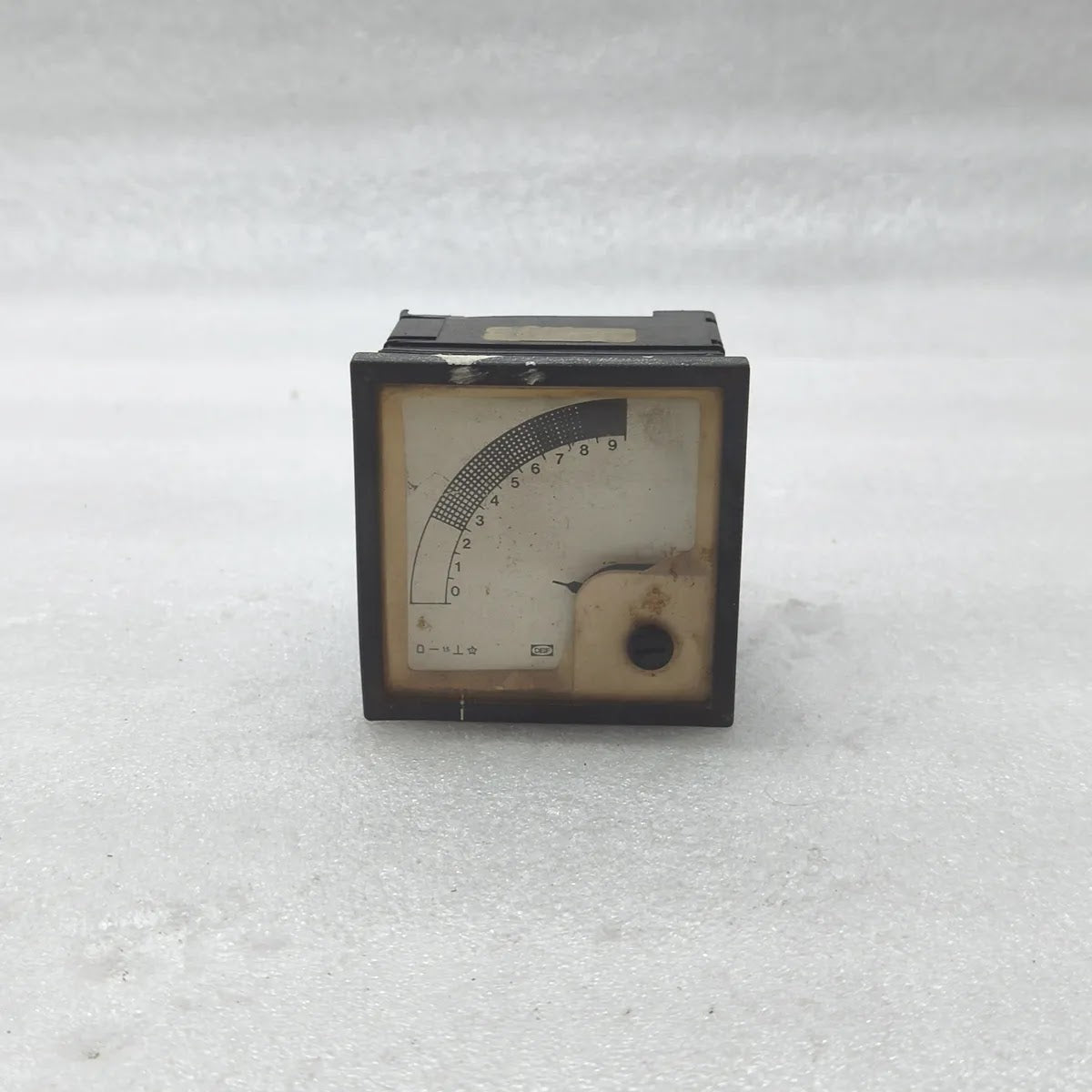 DEIF Quadratic Analogue DC Panel Meter 0-9 Scale Class 1.5