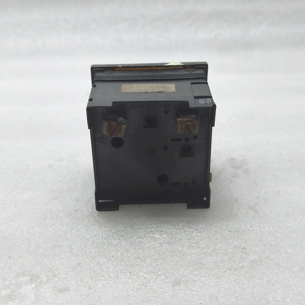 DEIF Quadratic Analogue DC Panel Meter 0-9 Scale Class 1.5