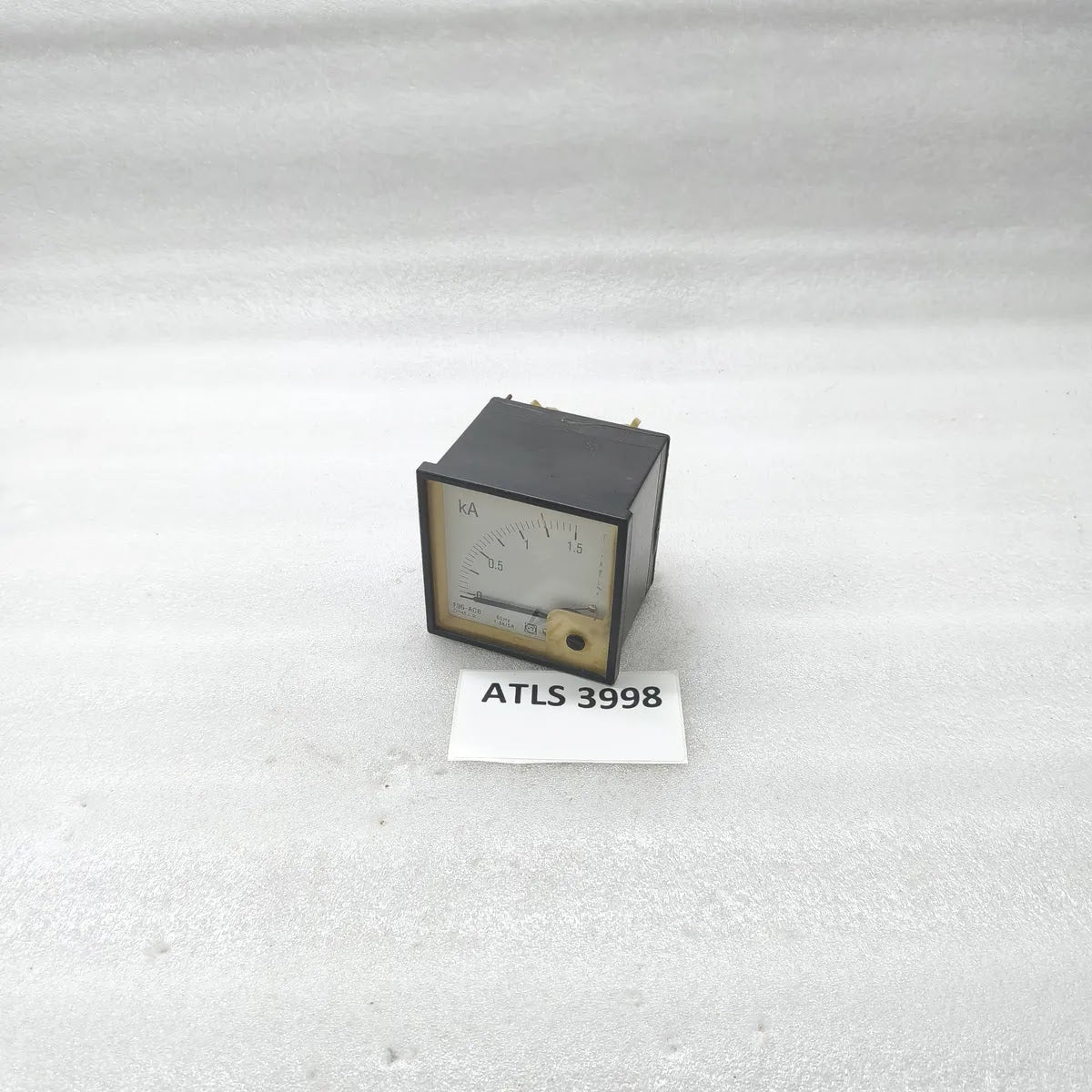 SHANGHAI YITAI F96-ACB Analog Panel Ammeter 1.5kA/5A 60Hz