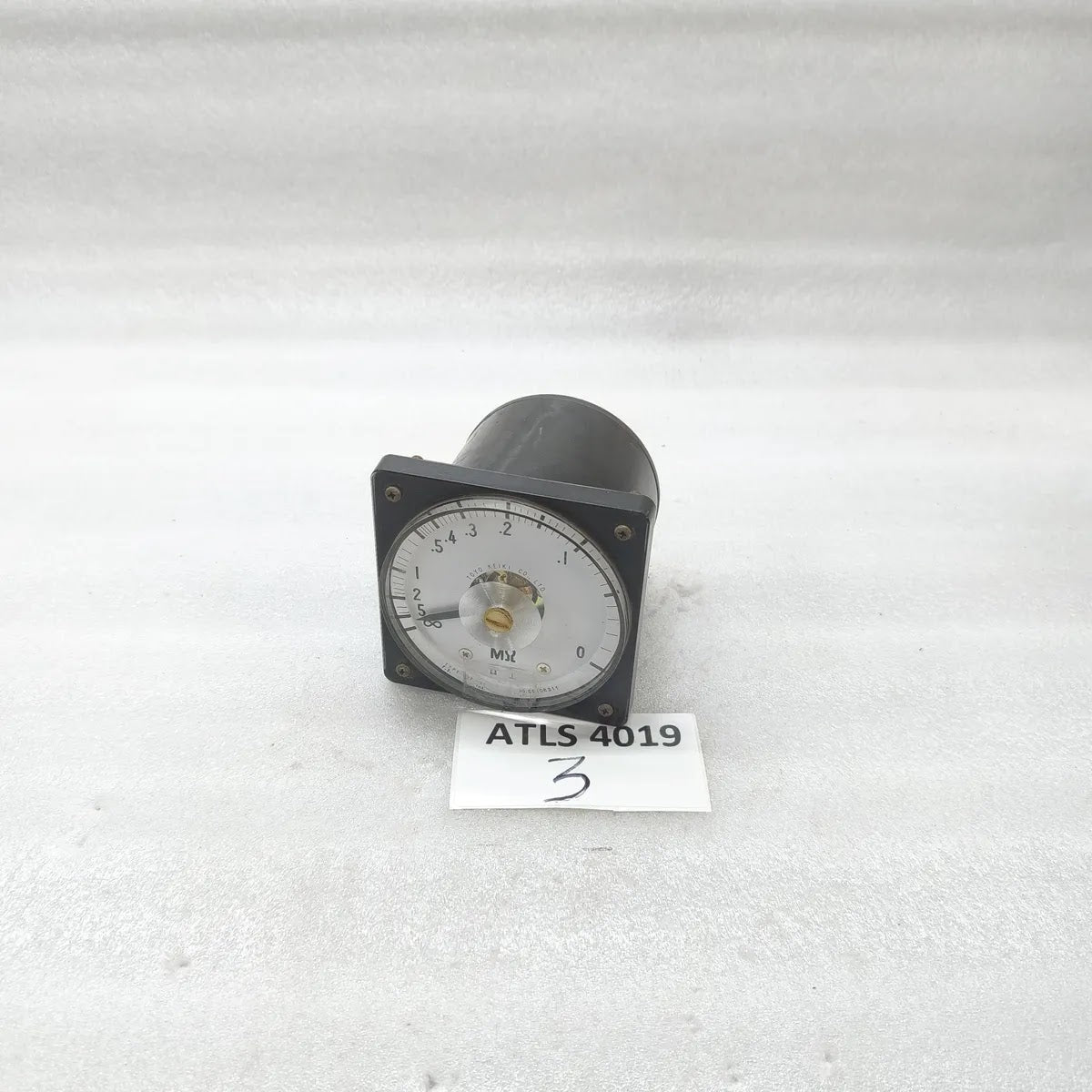 TOYO KEIKI DVF-11 Insulation Resistance Panel Meter 0-5MΩ 1mA