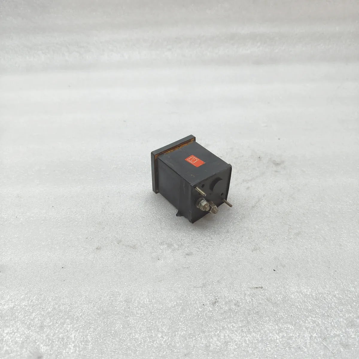 YT F48-ACB Analog Panel Ammeter 600/5A 60Hz