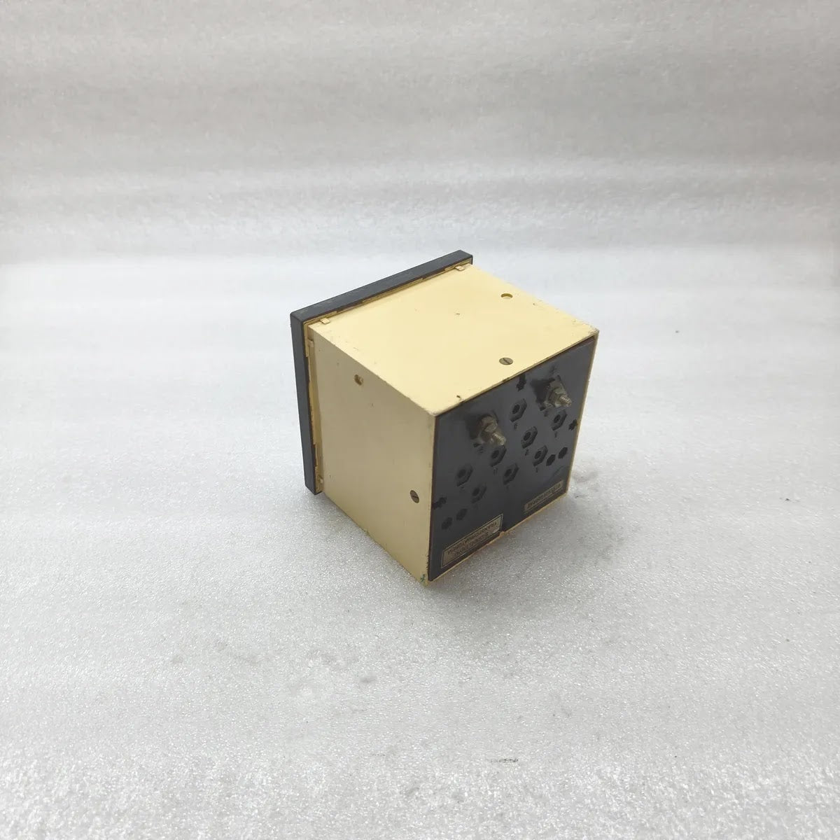 9411 Analogue Panel Ammeter 75/5A 50Hz
