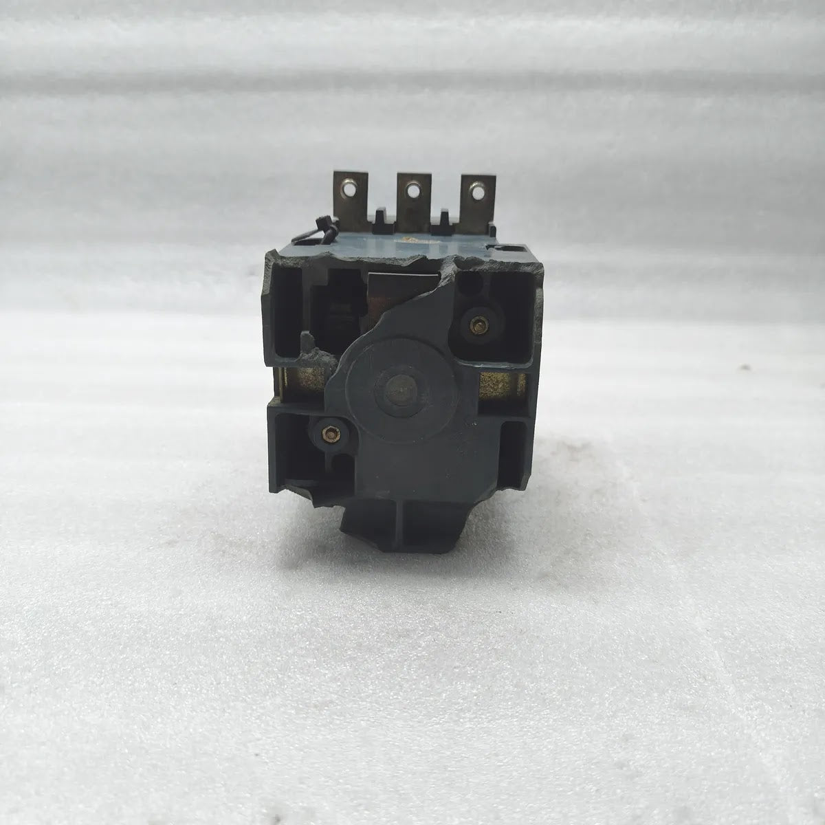 HYUNDAI HMC70W22 Magnetic Contactor 70A 3P 220V DAMAGED