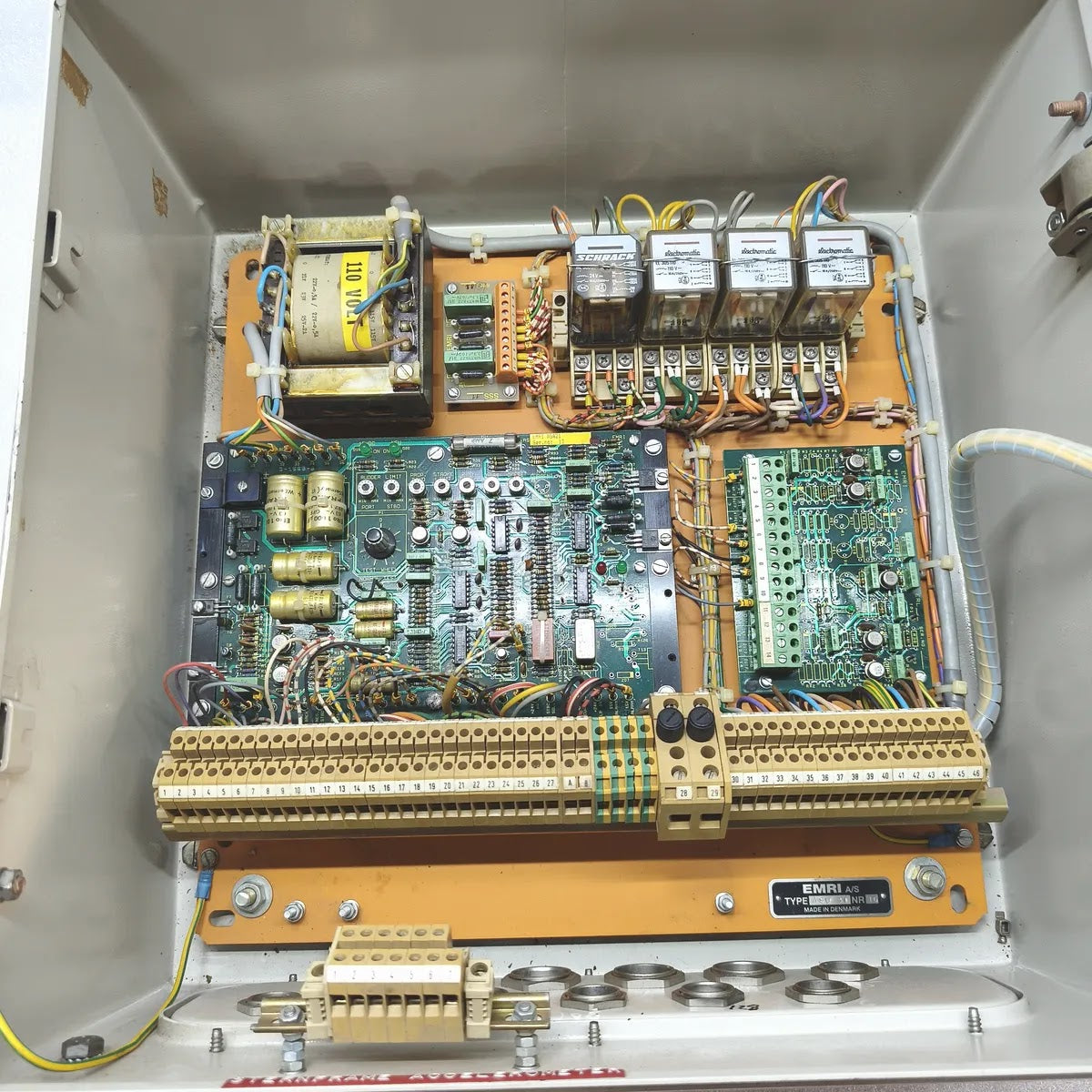 EMRI ASU31 Analog Servo Unit 110V