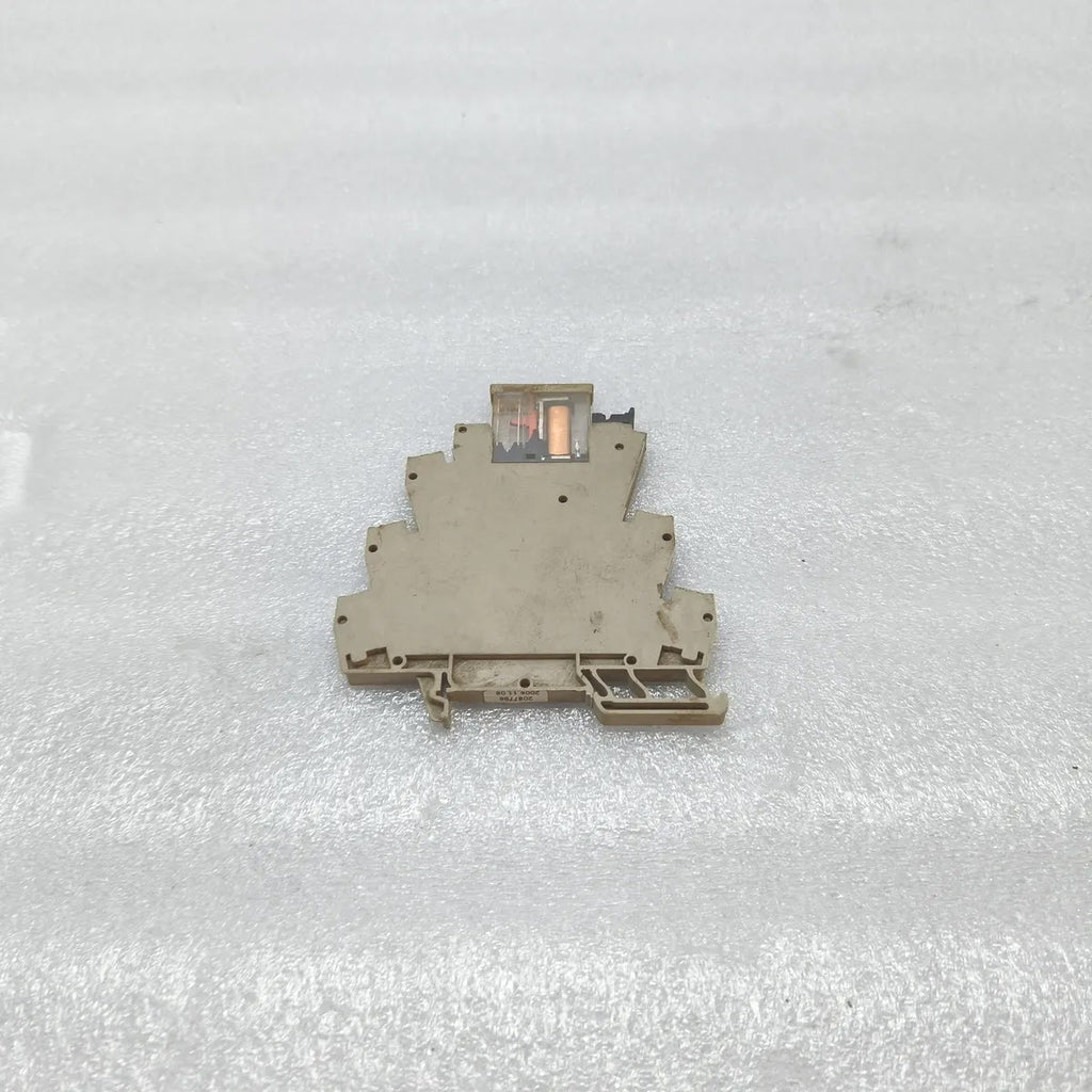 OMRON G2RV-SL700 Interface Relay Module 110VAC 6A