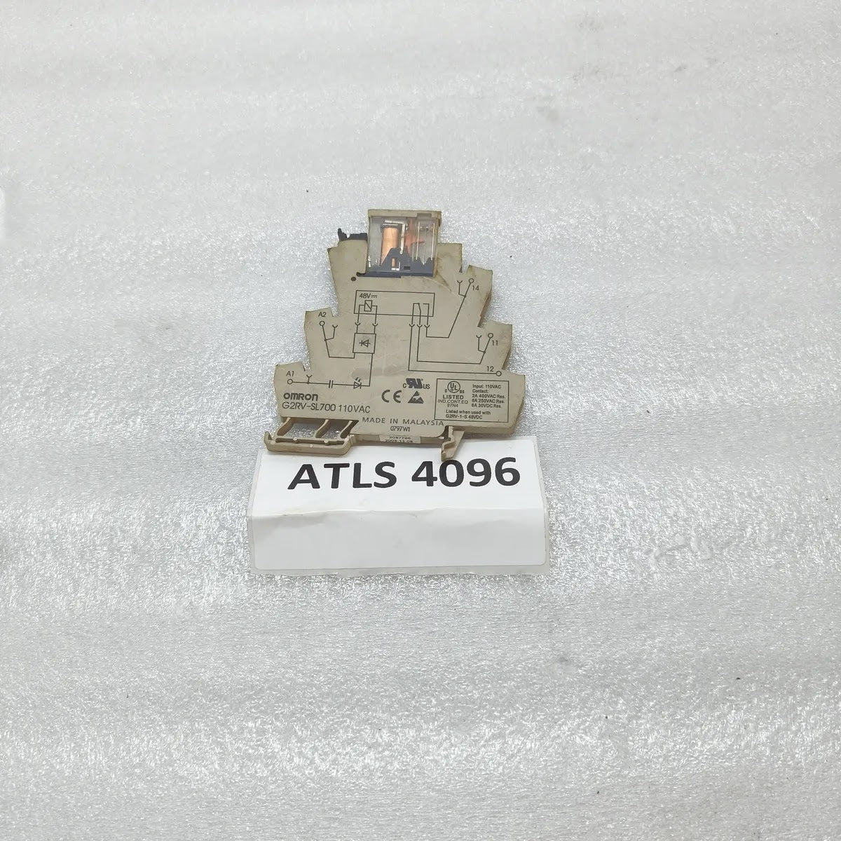 OMRON G2RV-SL700 Interface Relay Module 110VAC 6A