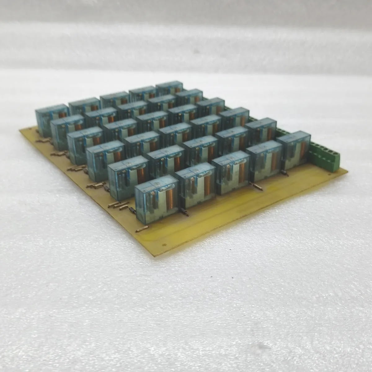 ELISHIP PTF LOGIC Relay Board 30 x Finder 40.52 24VDC 5A