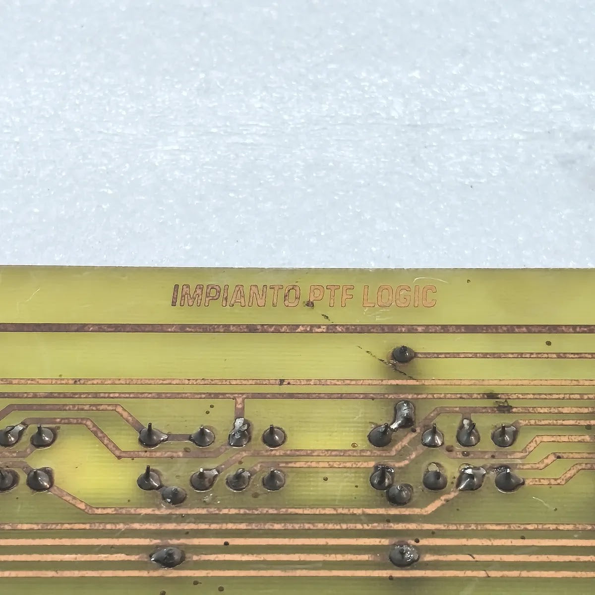 ELISHIP PTF LOGIC Relay Board 30 x Finder 40.52 24VDC 5A