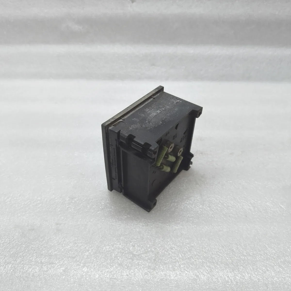 RISHABH Analogue Panel Frequency Meter 45-55Hz