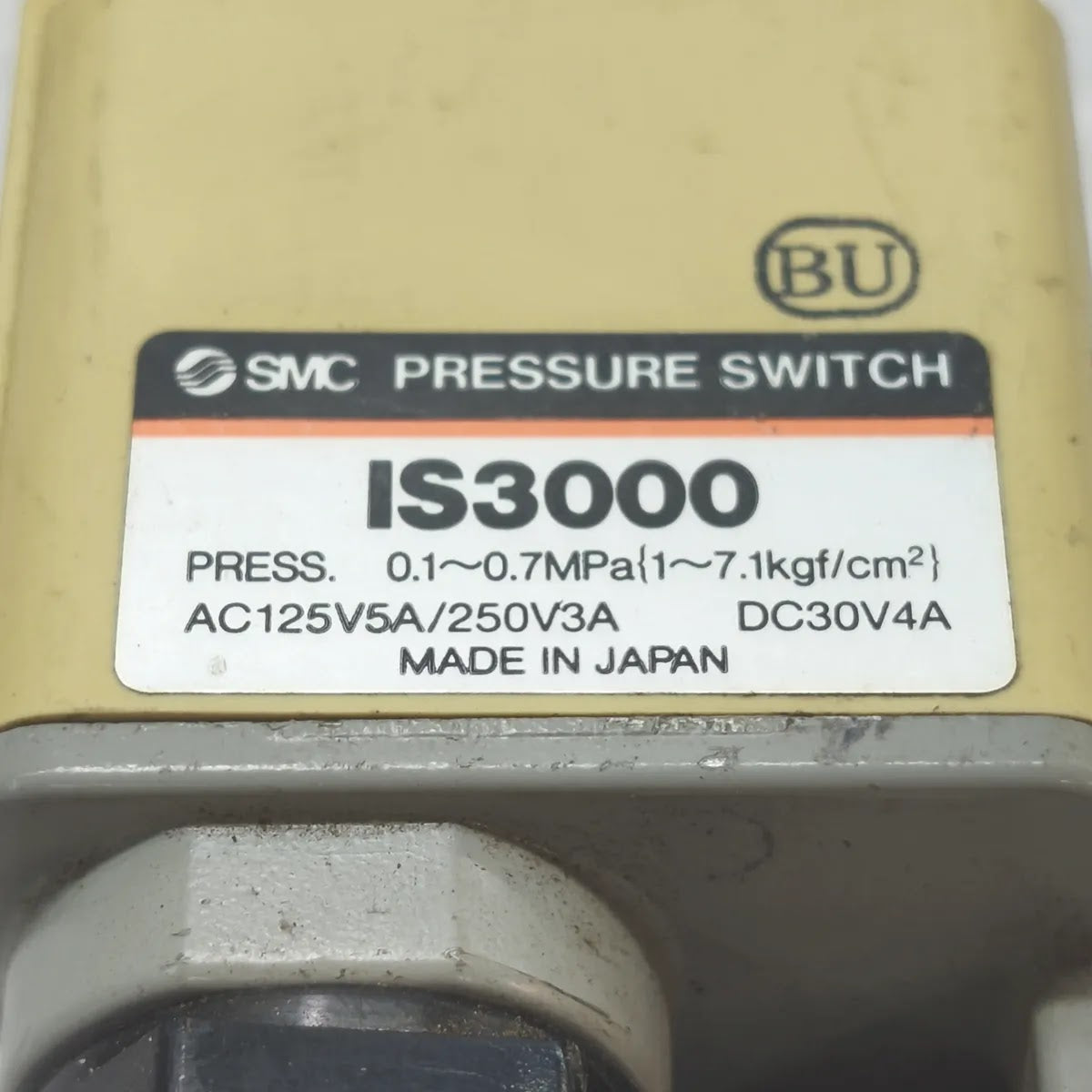 SMC IS3000 Pressure Switch 0.1-0.7MPa