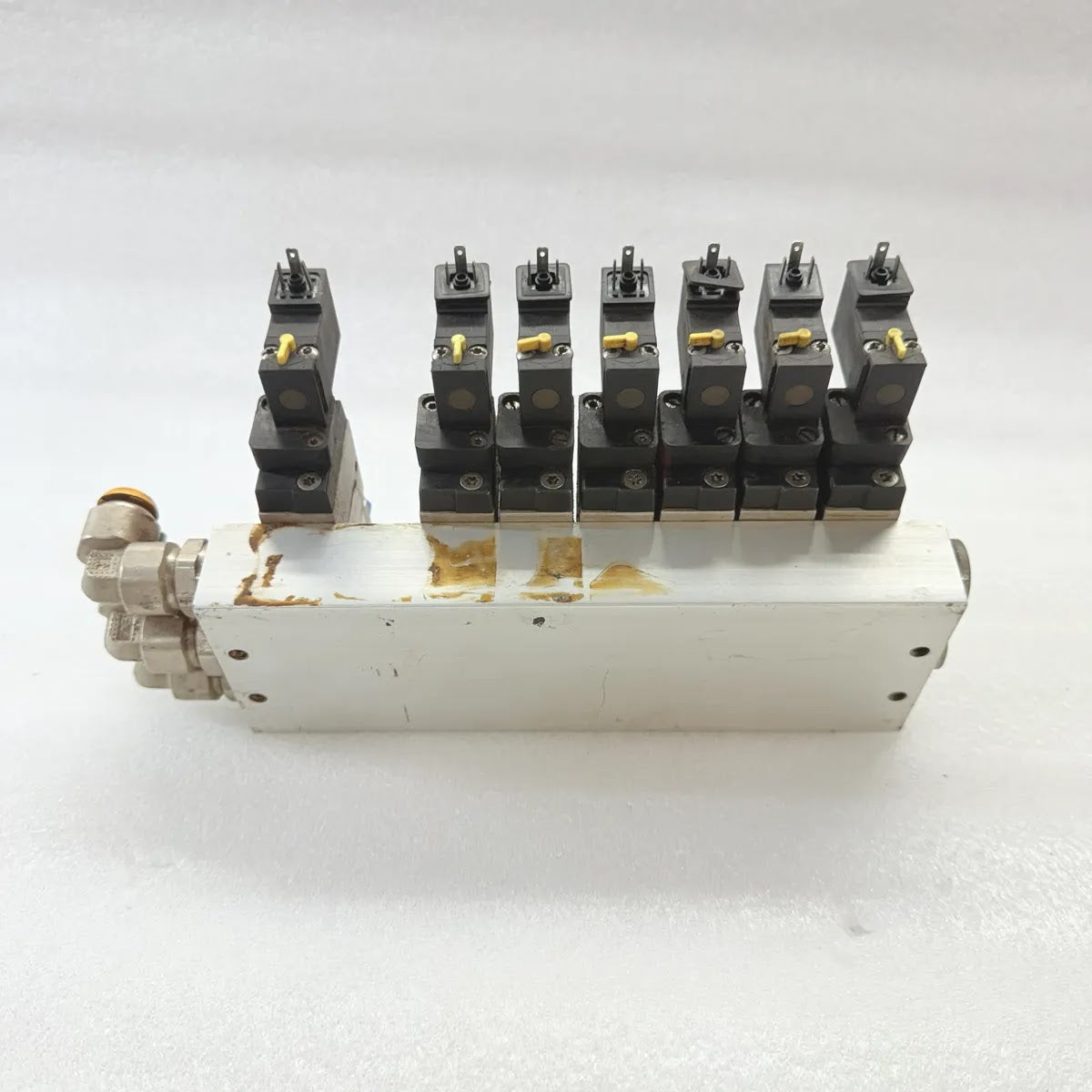 PARKER P2LBX512ESNXXX + P2E-KV32C Solenoid Valve Manifold 24V DC 10 Bar