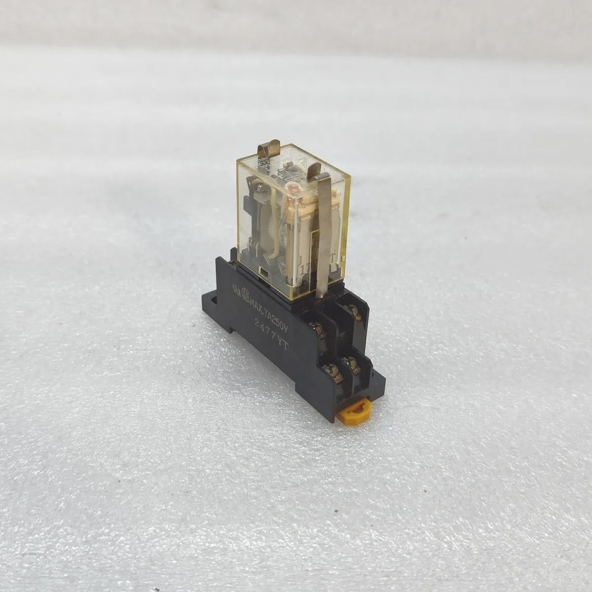 OMRON MY2N Miniature Power Relay DPDT 5A 100/110VAC