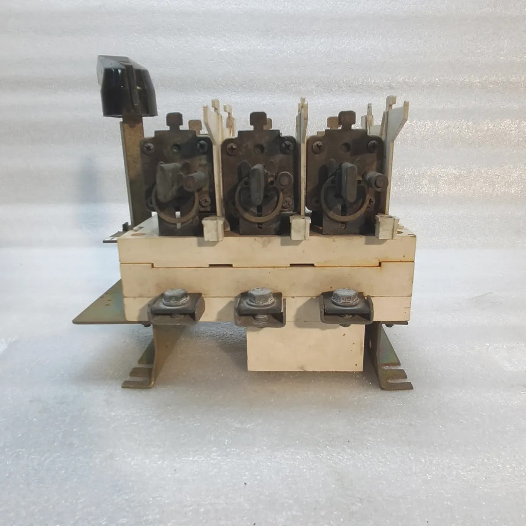 DCA NH T1 Fuse Switch Disconnector 3P 160A 500V