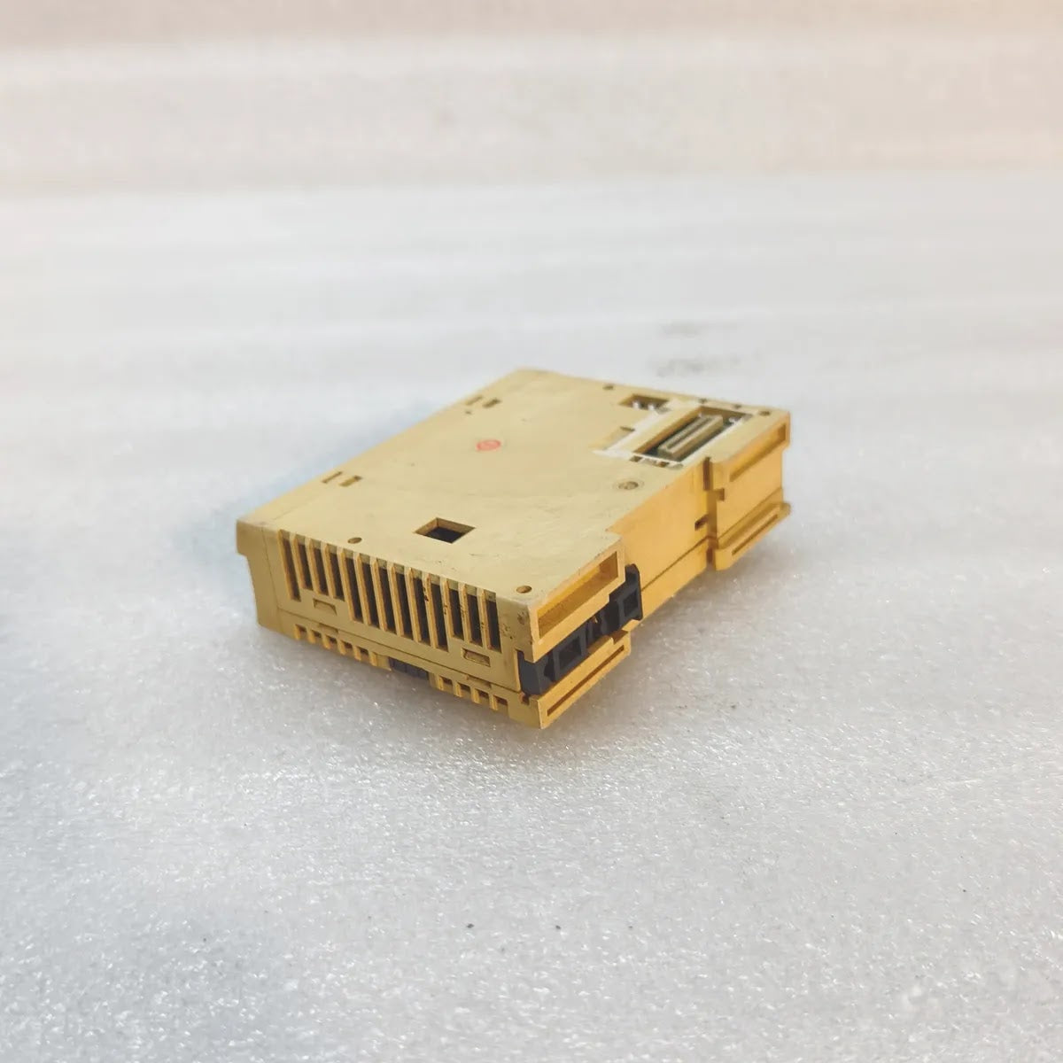 S Electric TWDDRA16RT Twido Relay Output Module 16 Outputs 2A