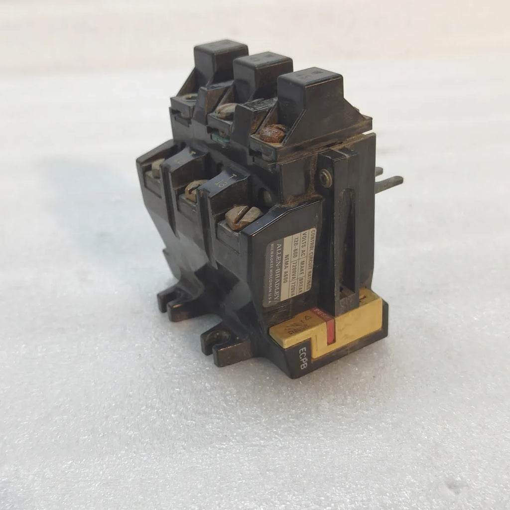 A Bradley ECPB Thermal Overload Relay 3 Pole 120-600V AC