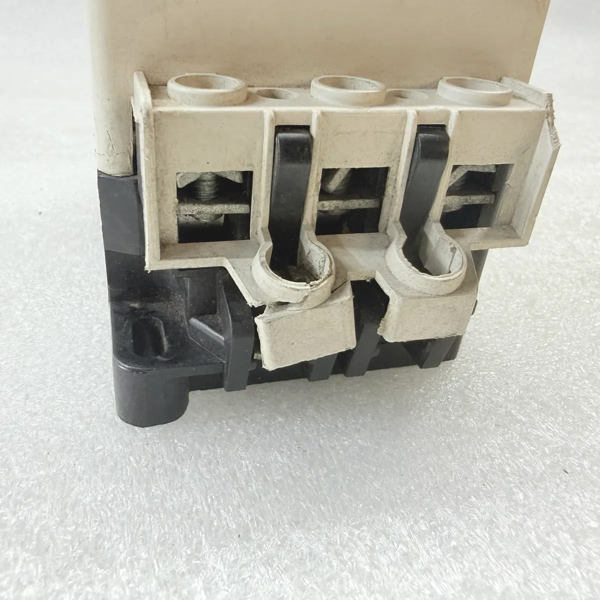 Motor Protection Circuit Breaker 3-Pole 1.6-2.5A