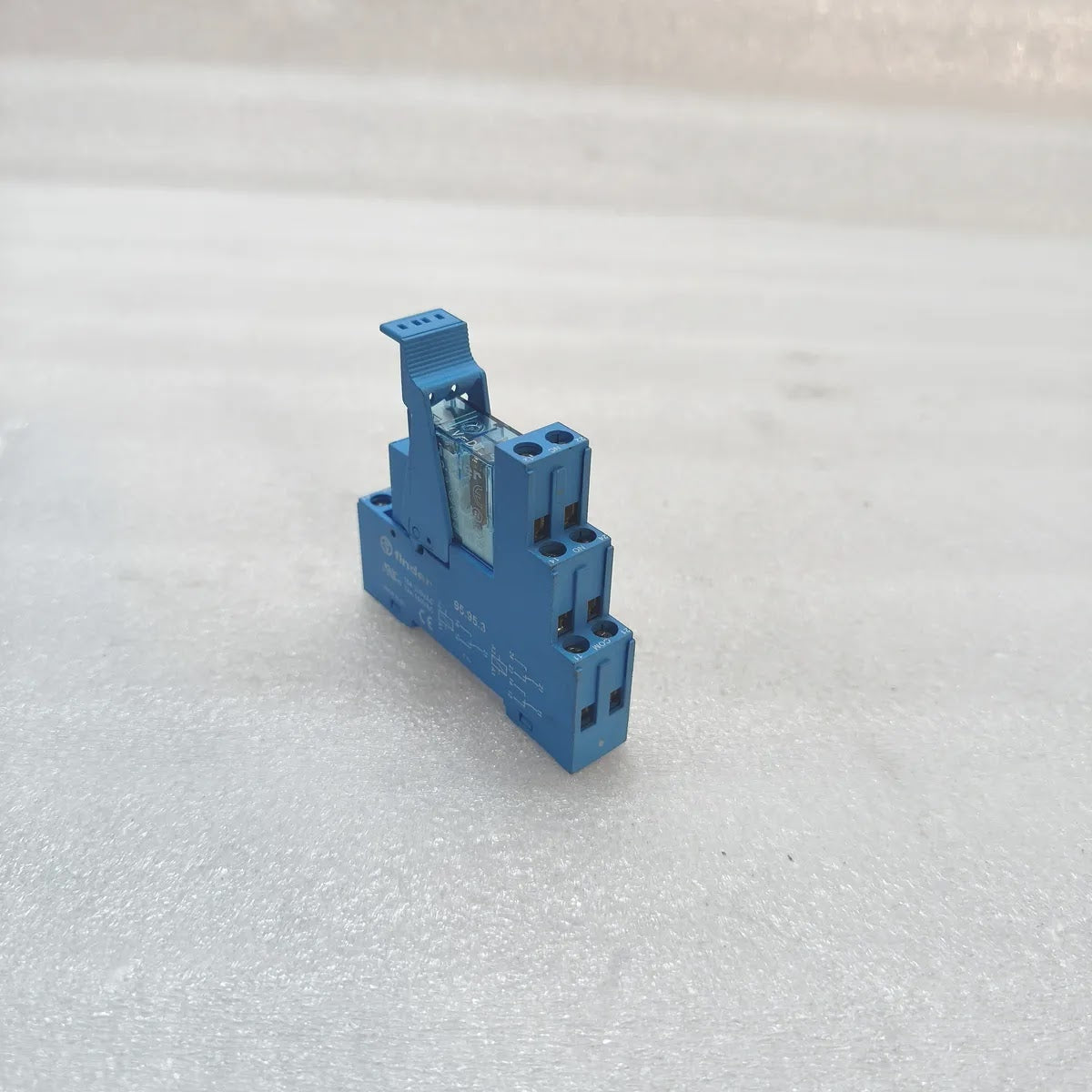 FINDER 95.95.3 DIN Rail Relay Socket 10A 300VAC