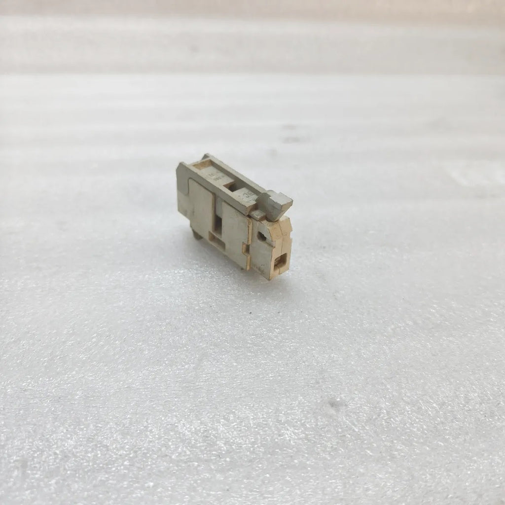 BC31 Cylindrical Fuse Holder 1-Pole 32A 660V