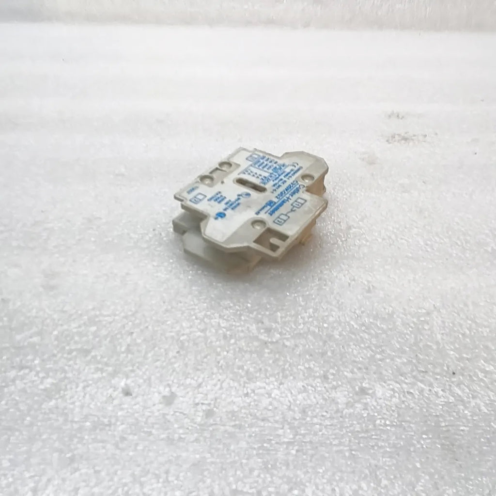 CUTLER-HAMMER C320KGS2 Auxiliary Contact Block 1NC 10A 690V