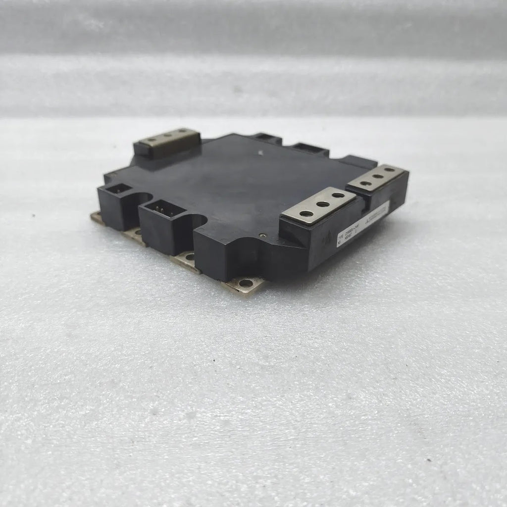 MITSUBISHI CM900DU-24NF IGBT Module Dual Half-Bridge 1200V 900A