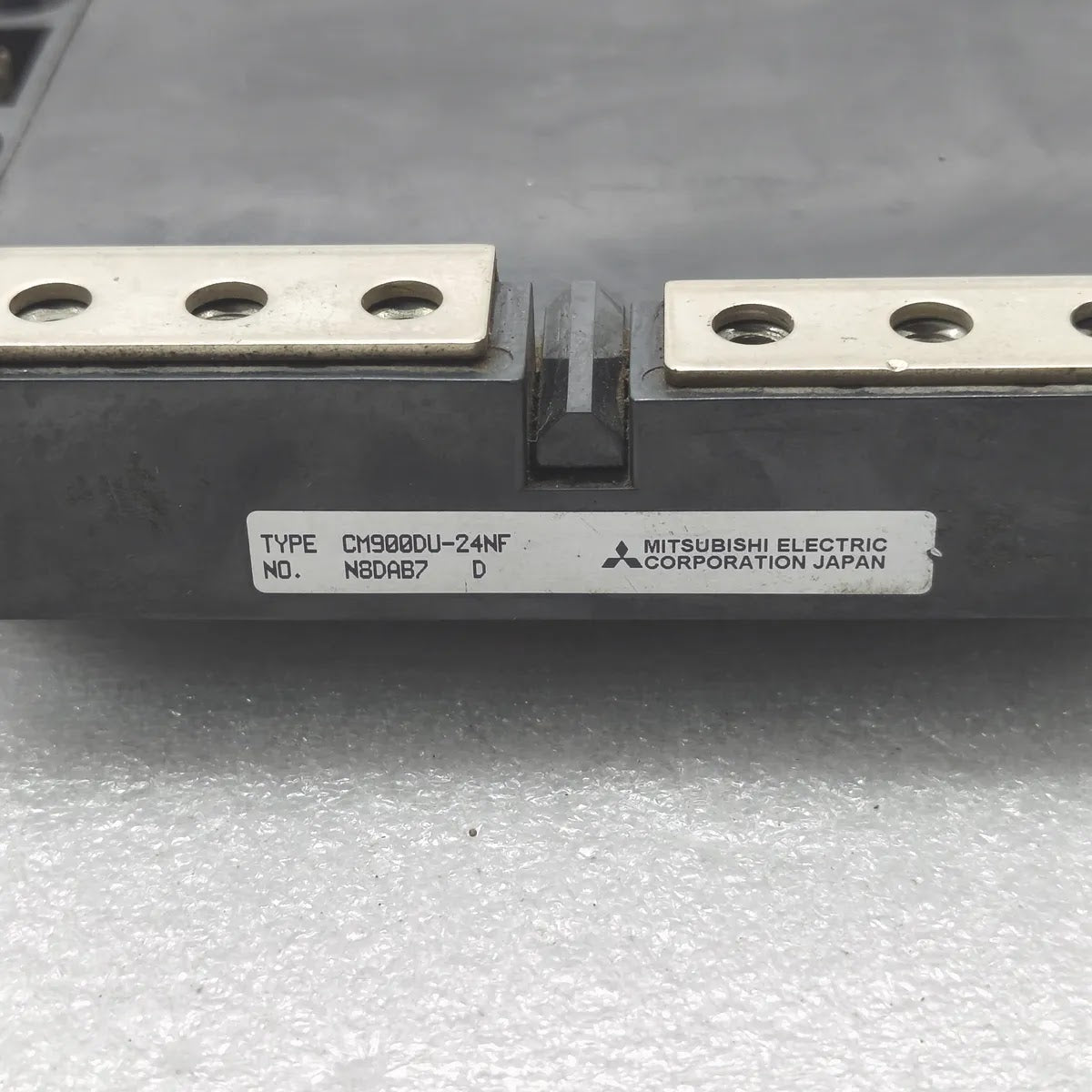 MITSUBISHI CM900DU-24NF IGBT Module Dual Half-Bridge 1200V 900A