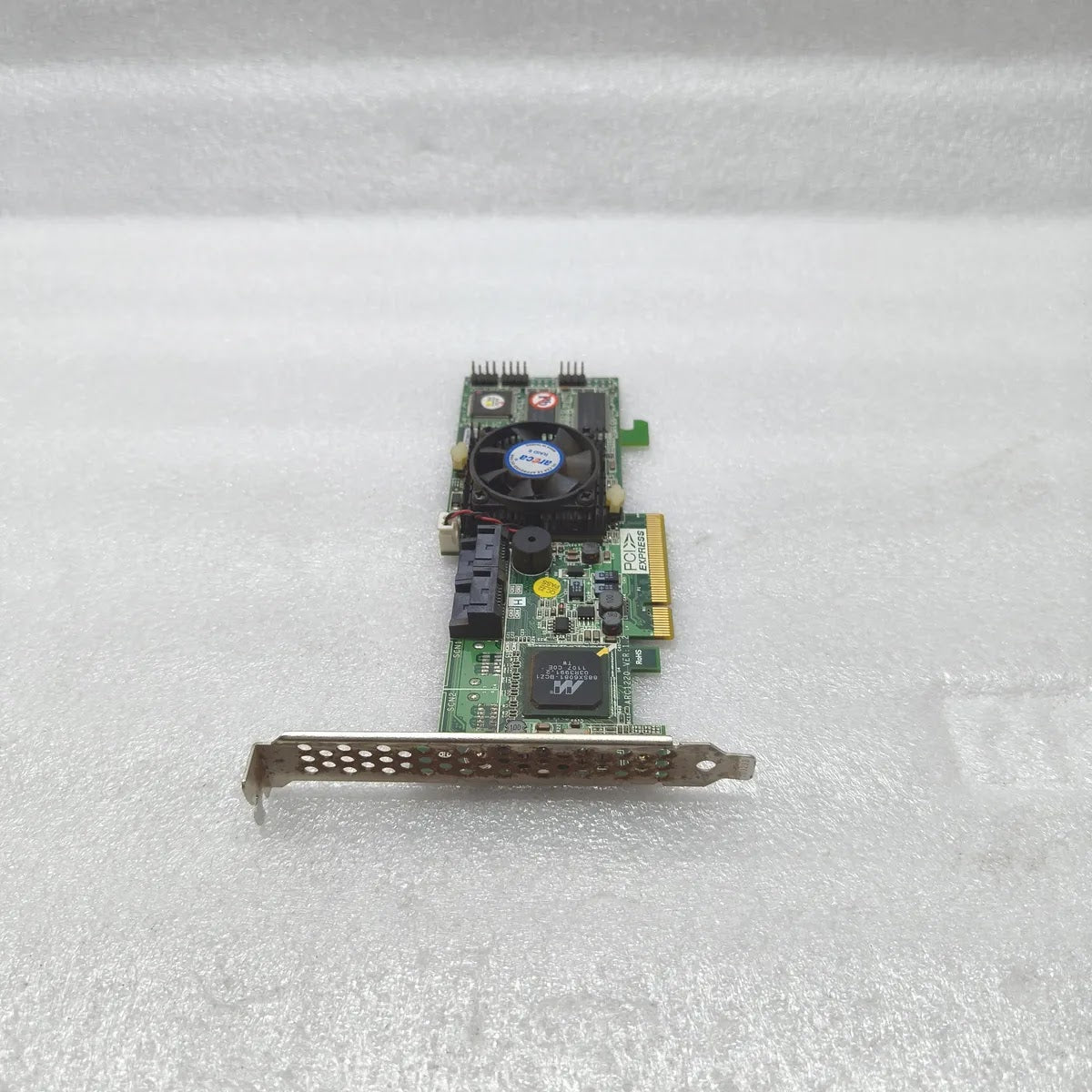 ARECA ARC1220 SATA II RAID Controller 8-Port PCIe x8