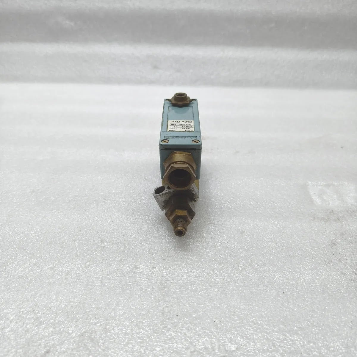TELEMECANIQUE XMJ-A012 Pressure Switch 1-12 bar 100-1200kPa