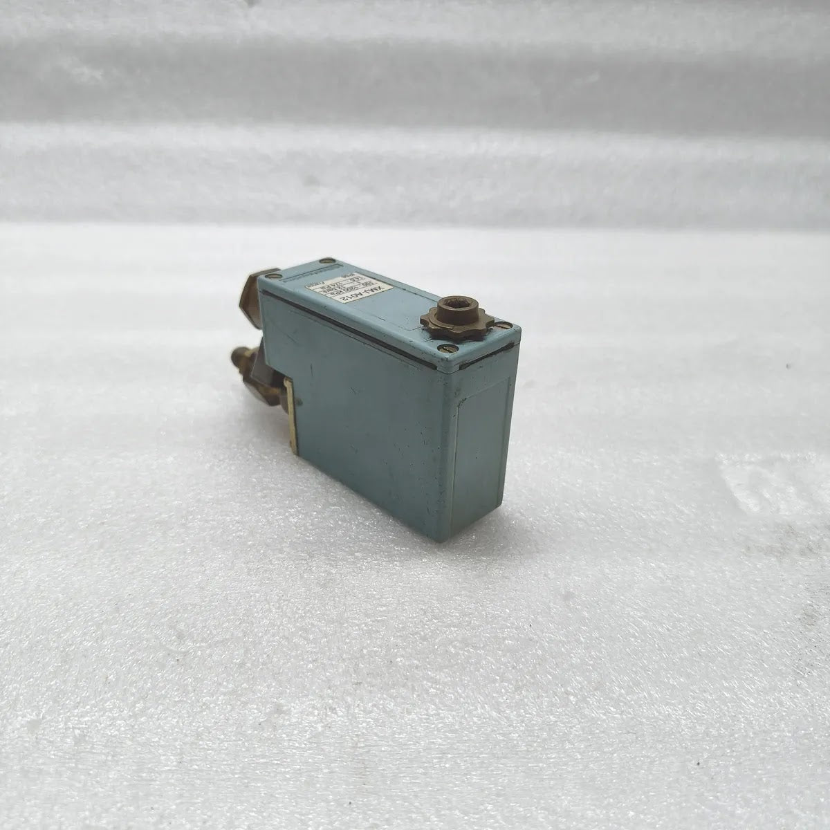 TELEMECANIQUE XMJ-A012 Pressure Switch 1-12 bar 100-1200kPa