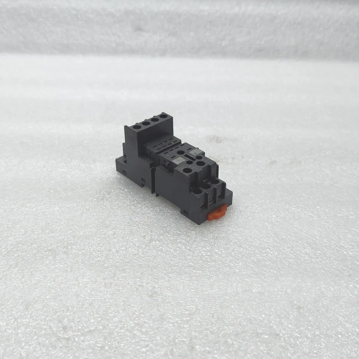 S Electric RXZE2M114 Plug-In Relay Socket 10A 250V